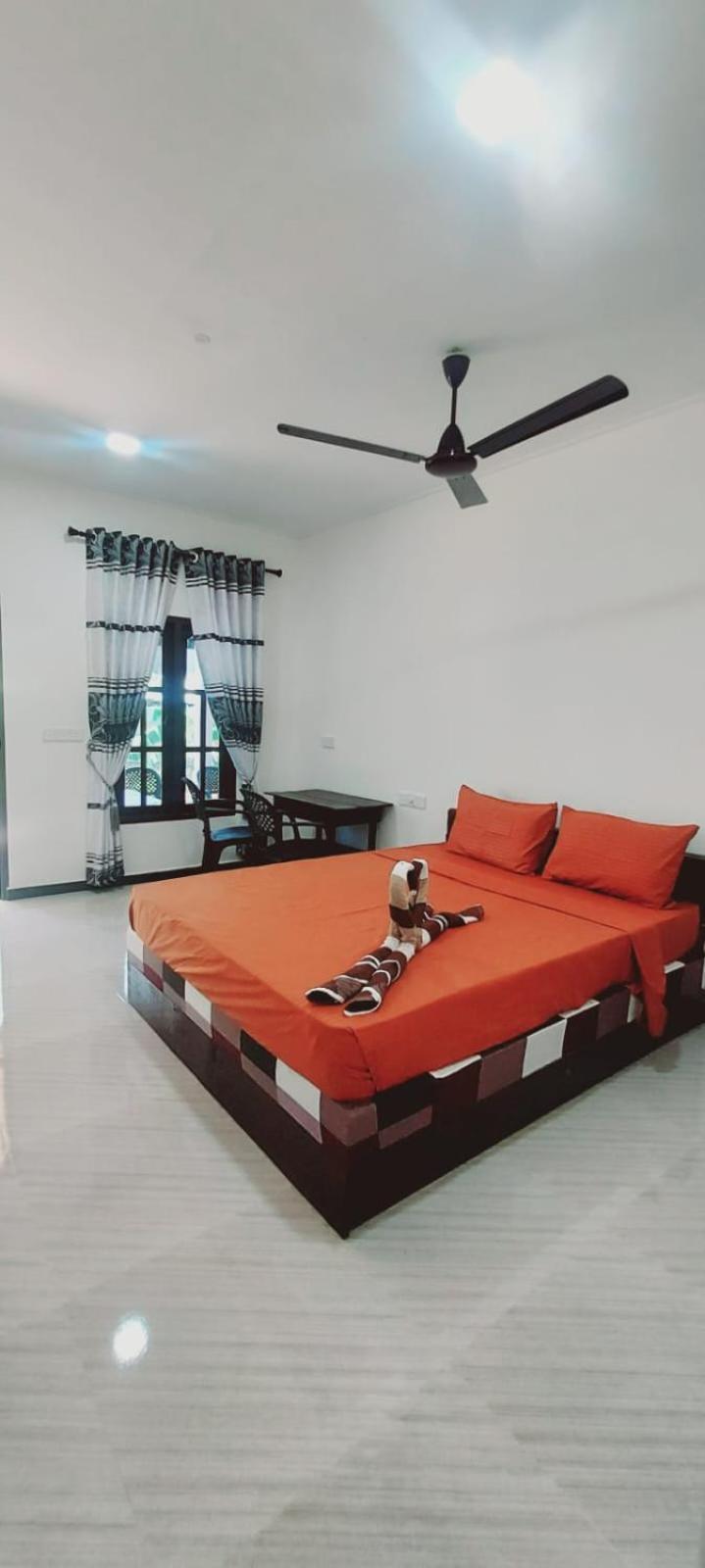 Nilaveli Beach Rooms Екстер'єр фото