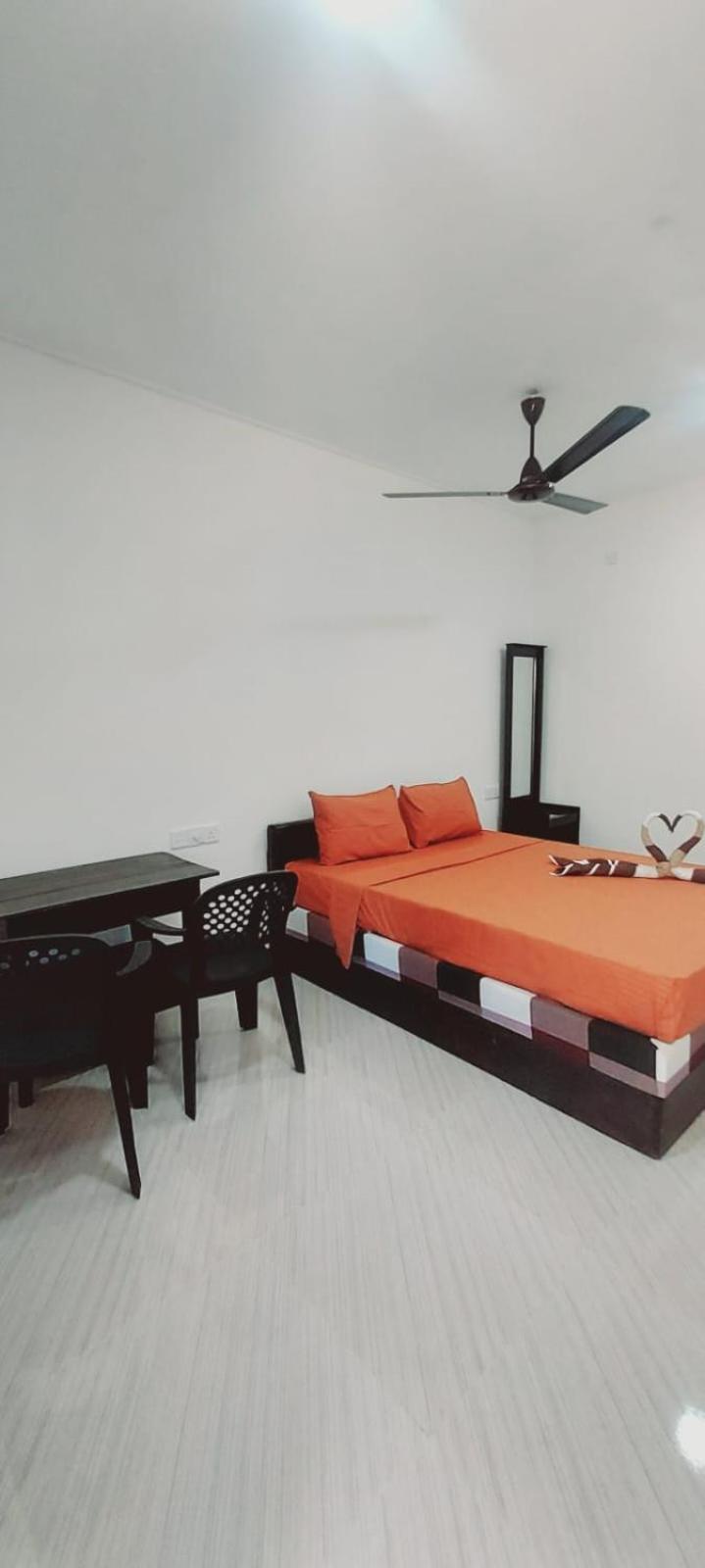 Nilaveli Beach Rooms Екстер'єр фото